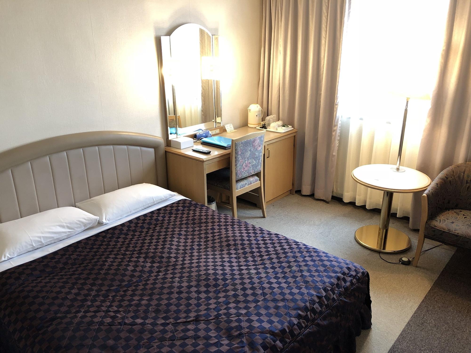 Urayasu Beaufort Hotel ภายนอก รูปภาพ