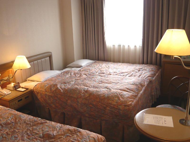 Urayasu Beaufort Hotel ภายนอก รูปภาพ